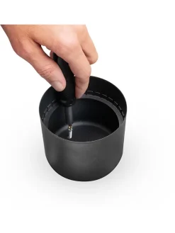 Blumentopf-Safe in Schwarz