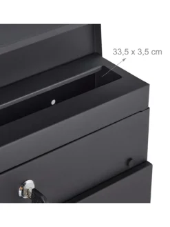 Briefkasten in Schwarz