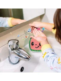 Cocomelon - singender Zahnbürstenhalter und Seifenspender in mehrfarbig