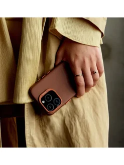 Decoded Leather Case, Cover, Apple, iPhone 16 Pro, 16 cm (6.3"), Braun