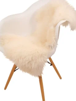 Dekorationslammfell in Creme