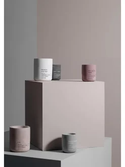 Duftkerze "Fraga" in Taupe - 114 g