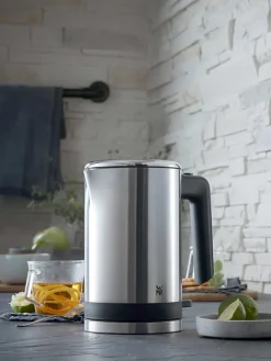 Edelstahl-Wasserkocher 