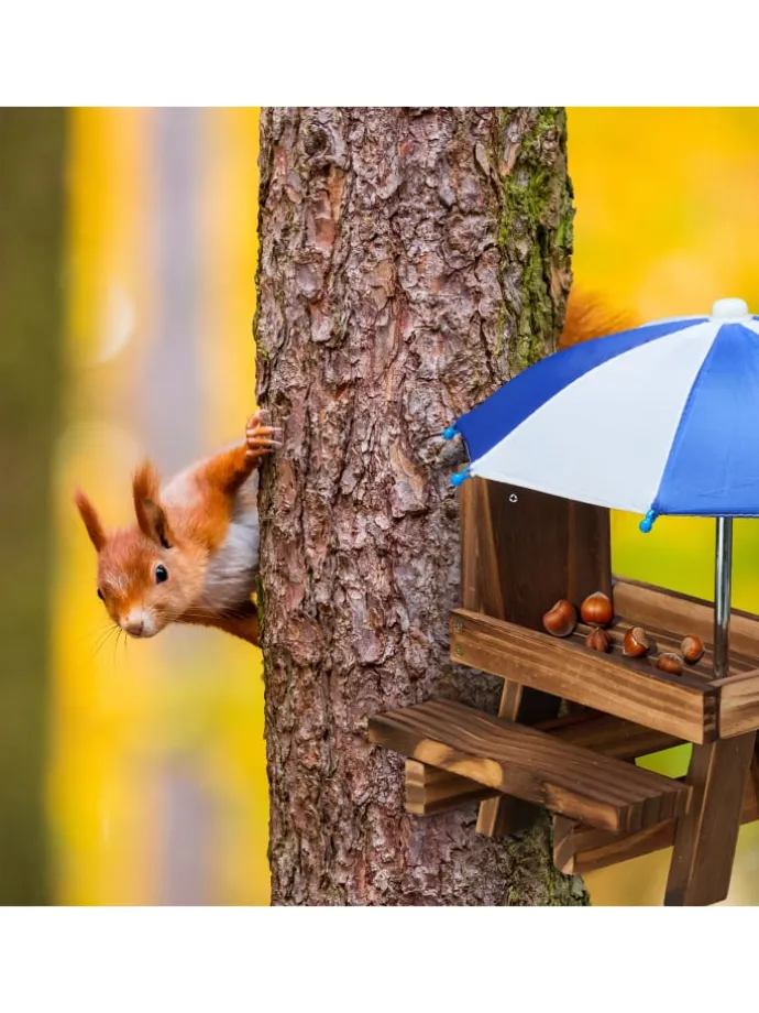 Eichhörnchen Tisch in Dunkelbraun