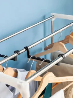 Elektrischer Wäschetrockner in Grau - (B)70 x (H)150 x (T)45 cm