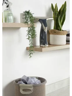 Fensterabzieher in Grau/ Gold