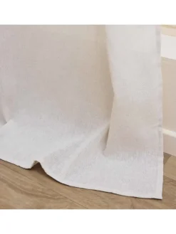 Fenstervorhang in beige