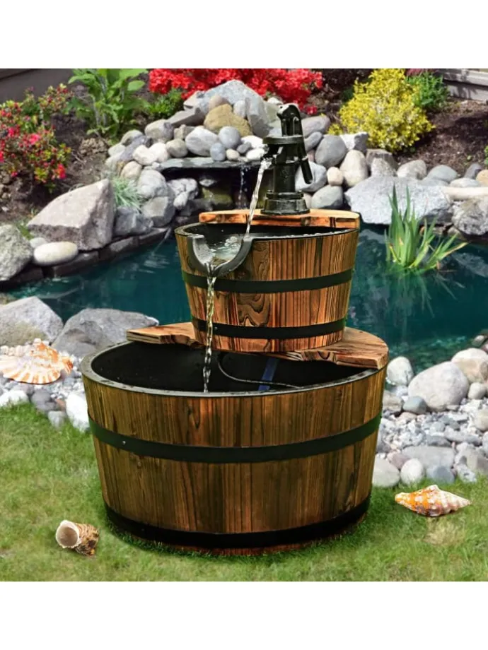 Gartenbrunnen in Braun