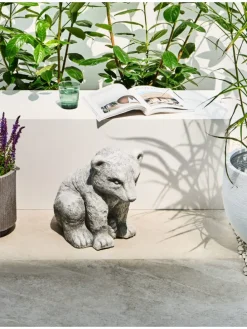 Gartenfigur BOWE in Grau - (W) 28 x (H) 36 x (L) 29 cm