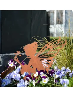 Gartenstecker Rost Elfe sitzend in Braun