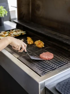 Grillspatel in Silber/ Schwarz - (L)30 cm