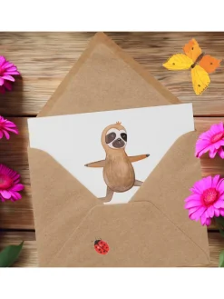 Gutschein Yogakurs Frieden mit Spruch in Weiß