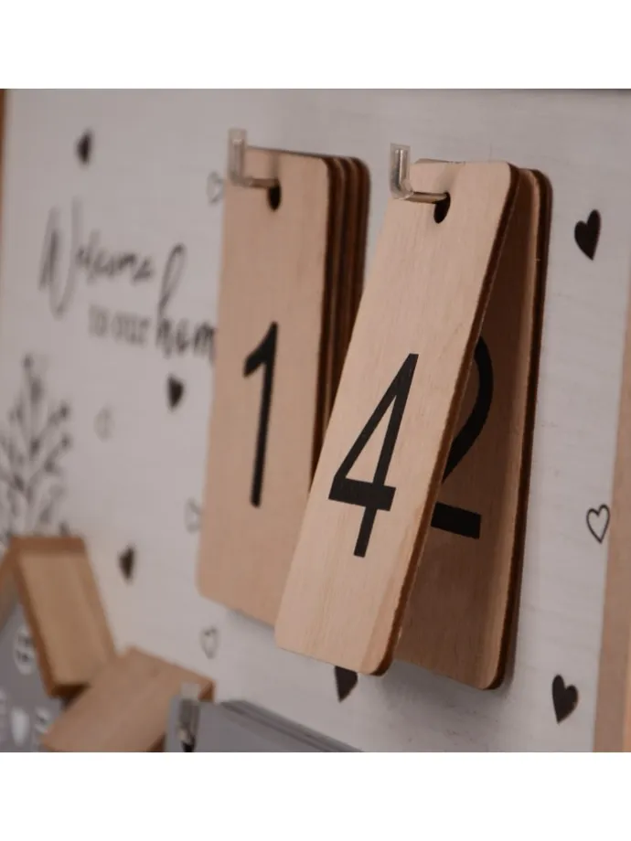 Holzkalender Tageszähler in Natur