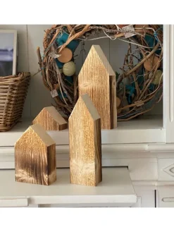 Holzstadt Dekoration Altholz in Braun