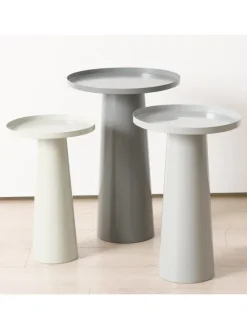 Kaffeetische in grau