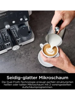 Kaffeevollautomat Luxe Café Essential ES501EU in silber