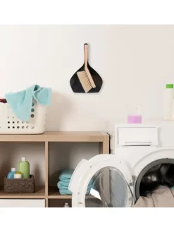 Kehrgarnitur in Schwarz/ Natur