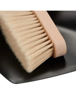 Kehrgarnitur in Schwarz/ Natur