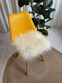 Lammfell-Sitzauflage in Weiß