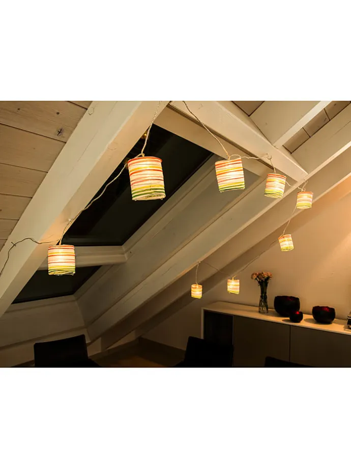 LED-Dekolichterkette in Bunt