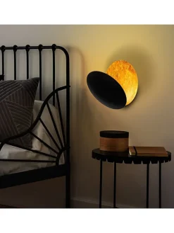 LED-Wandleuchte in Schwarz - (B)25 x (H)25 cm