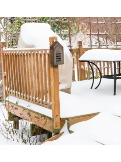 Marienkäferhaus in Braun