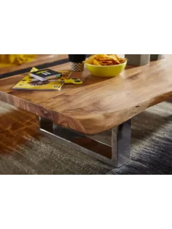 Massiver Akazienholz Couchtisch, Landhausstil, stabile Metallbeine