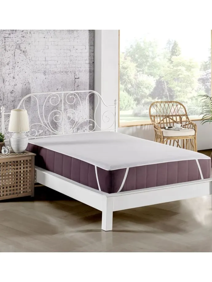 Matratzenschoner in Weiß