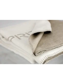 Plaid "Fun" in Creme