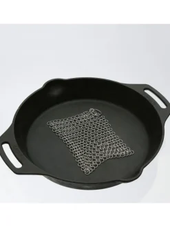 Ringreiniger für Gusseisen Feuertöpfe Netzreiniger 12,5x12,5cm in silber