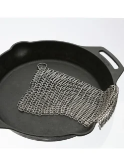 Ringreiniger für Gusseisen Feuertöpfe Netzreiniger 20x20cm in silber