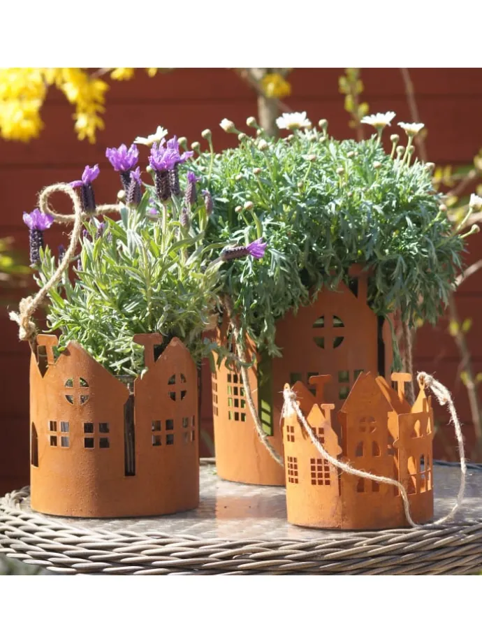 Rost Laterne mit Kordel in Braun