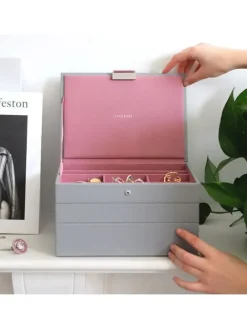 Schmuckkasten in Grau - (B)25 x (H)18 x (T)3,7 cm