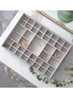 Schmuckkiste in Grau - (B)26 x (H)25 x (T)4 cm