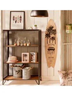 Surfbrett in schwarz