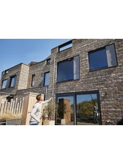 Teleskop-Reinigungsbürste in Schwarz - (L)7 m