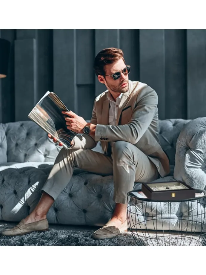 Uhrenbox in Schwarz (B)31 x (H)8 x (T)20 cm