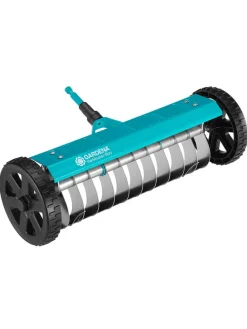 Vertikutier in Hellblau/ Schwarz