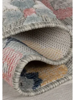 Vielseitiger Außenteppich, pflegeleicht und robust