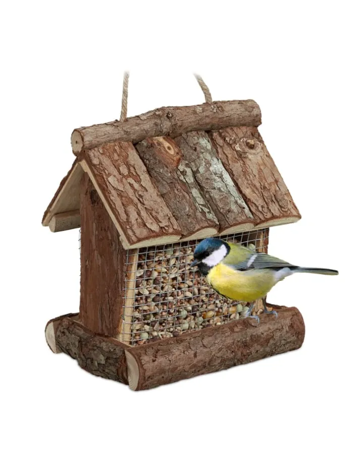 Vogelfutterhaus in Natur