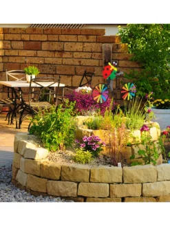 Windrad Marienkäfer in Bunt